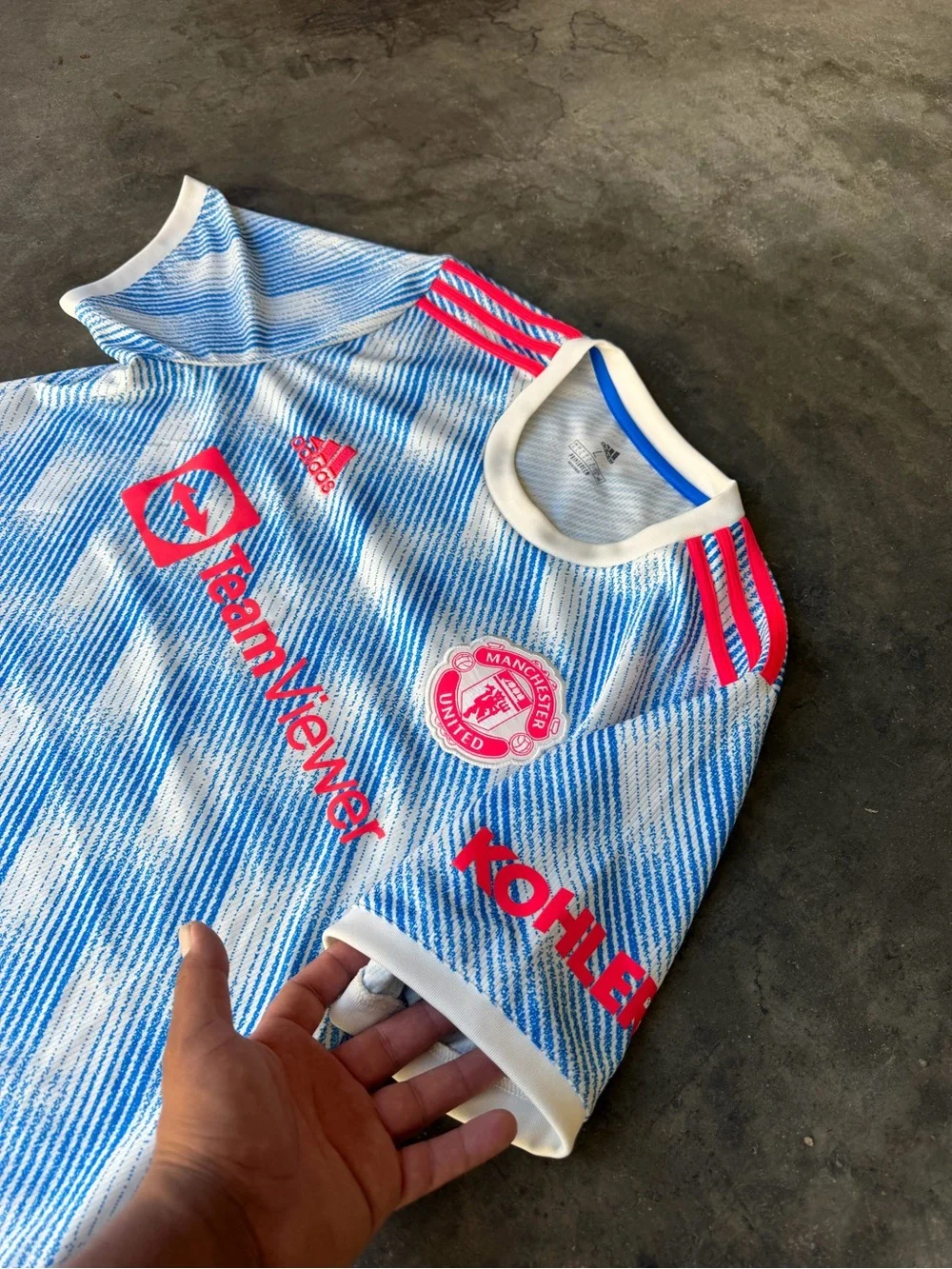 Manchester United Jersey Away Football Shirt 2021 - 2022 ADIDAS Men Size Large